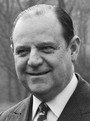 La tête de Raymond Barre